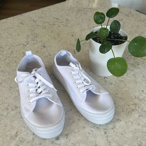 Soul Mates Canvas shoes size 8
